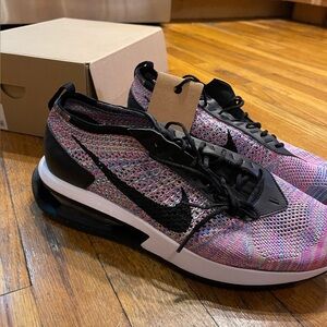 NEW NIKE AIR MAX FLYKNIT RACER
